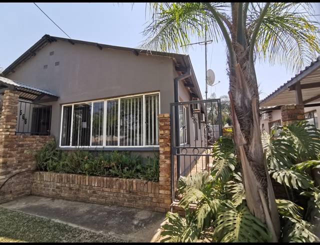 4 BEDROOM HOUSE SOLD IN MOUNTAIN VIEW